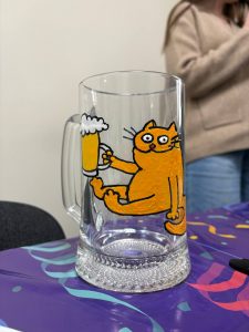 photo 2026 02 23 18 26 53 2 225x300 - Мастер-класс Роспись пивных кружек и бокалов