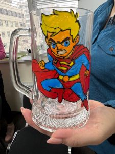 photo 2026 02 23 18 26 56 2 225x300 - Мастер-класс Роспись пивных кружек и бокалов